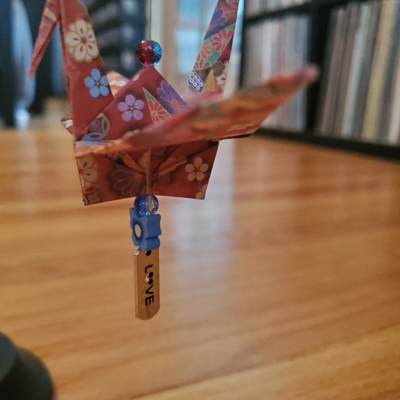 Set of 4 Beaded Japanese Origami Peace Cranes - Picture 4 of 12